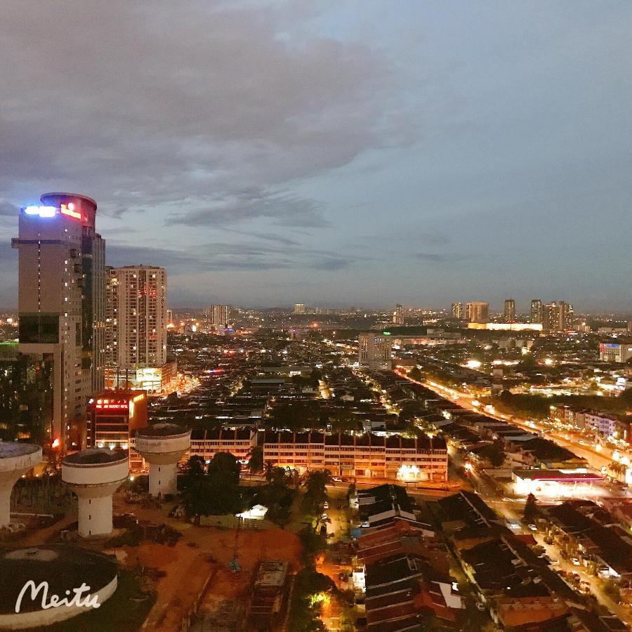 Twin Galaxy By Greatday Lejlighed Johor Bahru Eksteriør billede